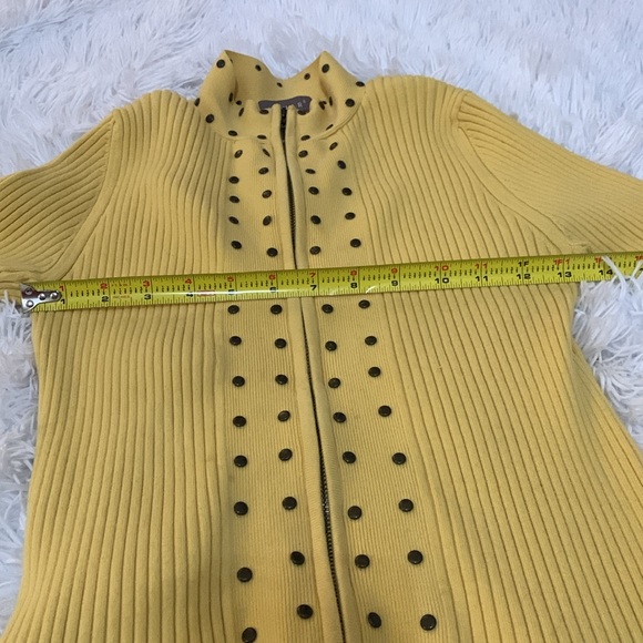 ❌SOLD❌🟡Sweater - Ribbed & studded high-collar / Size M / NEW! No tags / Comfy - Picture 10 of 13